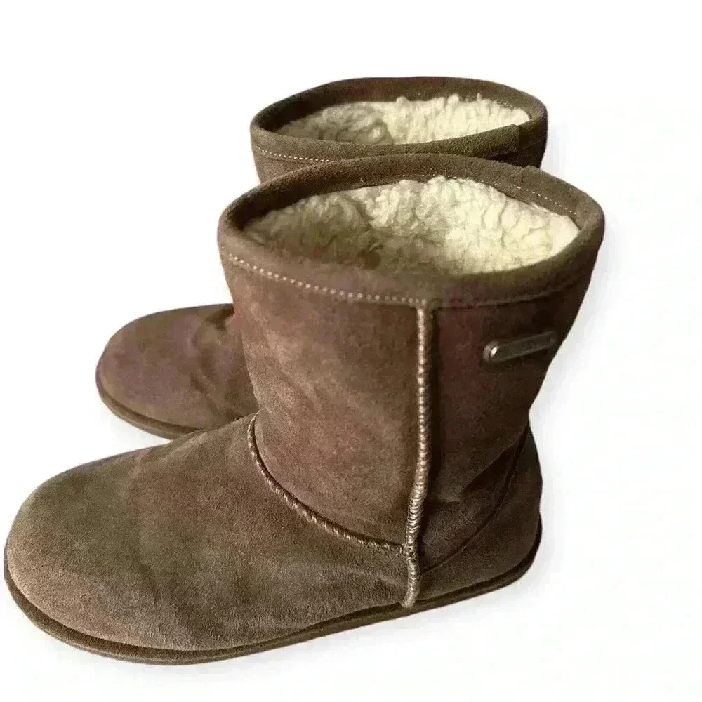 EMU kids brumby lo waterproof winter/snow boots size 4